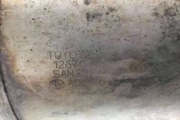 Викуп каталізатора AD2 Марка автомобіля Toyota     Вставка каталізатора Кераміка Тип палива Бензин