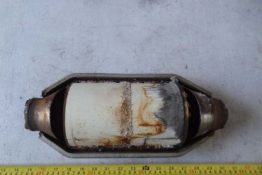 Викуп каталізатора UDSM02 Марка автомобіля Hyundai|Kia     Вставка каталізатора Кераміка Тип палива Бензин