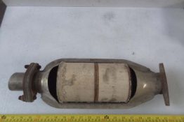 Викуп каталізатора UDUN01 CHK Марка автомобіля Hyundai|Kia     Вставка каталізатора Кераміка Тип палива Бензин