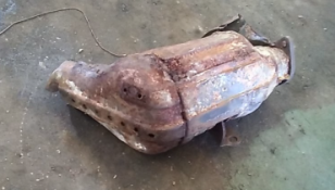 Викуп каталізатора 7X08 Марка автомобіля Subaru     Вставка каталізатора Кераміка Тип палива Бензин