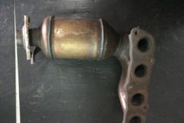 Викуп каталізатора AVANZA 106 Марка автомобіля Toyota     Вставка каталізатора Кераміка Тип палива Бензин