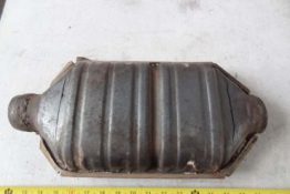 Викуп каталізатора 9179359 2237487001 Zeuna Starker Марка автомобіля Volvo     Вставка каталізатора Кераміка Тип палива Бензин Каталітична марка Zeuna Starker