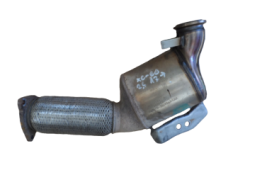 Викуп каталізатора 31370486 Марка автомобіля Volvo Модель автомобіля Volvo S60 2.4 D4|Volvo V60 2.4 D4|Volvo XC60 2.4 D4 2.4 D5   Вставка каталізатора Кераміка Тип палива Бензин