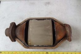 Викуп каталізатора AHA01 MADE IN AUSTRALIA Марка автомобіля General Motors     Вставка каталізатора Кераміка Тип палива Бензин