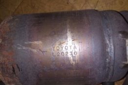 Викуп каталізатора L20230 Марка автомобіля Toyota     Вставка каталізатора Кераміка Тип палива Бензин