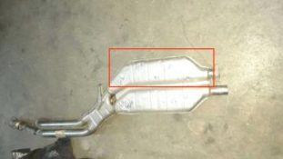 Викуп каталізатора 1711640 2236166026 Zeuna Starker Марка автомобіля BMW Модель автомобіля BMW 5 Series E34 - 535i   Вставка каталізатора Кераміка Тип палива Бензин Каталітична марка Zeuna Starker