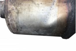 Викуп каталізатора 001 B716 001B716A / 05M01PA / 25E01PA Марка автомобіля Ford     Вставка каталізатора Кераміка Тип палива Бензин