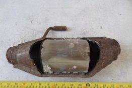 Викуп каталізатора 88BB-5E242-CD 03B921 Марка автомобіля Ford     Вставка каталізатора Кераміка Тип палива Бензин