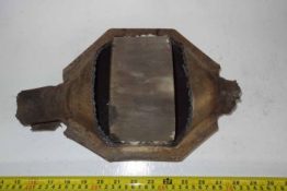 Викуп каталізатора 93GB-5E242-CA 04G5F031 Марка автомобіля Ford     Вставка каталізатора Кераміка Тип палива Бензин