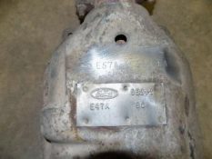 Викуп каталізатора E47A BC E57A-5F223-FA Марка автомобіля Ford     Вставка каталізатора Кераміка Тип палива Бензин