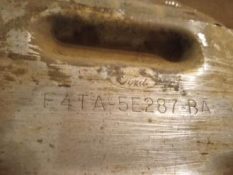 Викуп каталізатора E4TA-5E287-BA Ford Van Марка автомобіля Ford     Вставка каталізатора Кераміка Тип палива Бензин