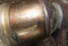 Викуп каталізатора 1K0131690DL 1K0166DB Марка автомобіля Audi|Volkswagen Модель автомобіля Audi A3 1.8 TFSI/FSI (8P)   Вставка каталізатора Кераміка Тип палива Бензин