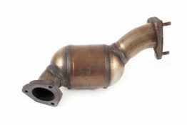 Викуп каталізатора 8EA131701AS 8E0178AQ Марка автомобіля Audi|Volkswagen Модель автомобіля Audi A4 8E - 2.5 TDI   Вставка каталізатора Кераміка Тип палива Бензин