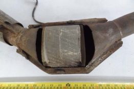 Викуп каталізатора MAN 96 DUO Марка автомобіля Ford     Вставка каталізатора Кераміка Тип палива Бензин