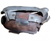 Викуп каталізатора 208A06736R H8201606937  Faurecia Марка автомобіля Renault Модель автомобіля Renault Clio 0.9 TCE Рік автомобіля 2019 Вставка каталізатора Кераміка Тип палива Бензин Каталітична марка Faurecia