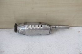 Викуп каталізатора 1J0178EBGA Марка автомобіля Audi|Volkswagen     Вставка каталізатора Кераміка Тип палива Бензин