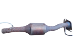 Викуп каталізатора C 445 208022973R Eberspächer Марка автомобіля Renault Модель автомобіля Renault Latitude 2.0 16V Рік автомобіля 2011 Вставка каталізатора Кераміка Тип палива Бензин Каталітична марка Eberspächer