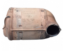 Викуп каталізатора 8200507023B H8200366351  Eberspächer Марка автомобіля Renault Модель автомобіля Renault Laguna II - 2.0 dCi (150 hp) Рік автомобіля 2001 Вставка каталізатора Кераміка Тип палива Бензин Каталітична марка Eberspächer