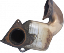 Викуп каталізатора 8200196044A H8200219264 PIE / 112789664000 Eberspächer Марка автомобіля Renault   Рік автомобіля 2001 Вставка каталізатора Кераміка Тип палива Бензин Каталітична марка Eberspächer