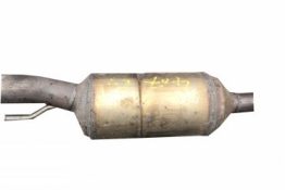 Викуп каталізатора TR PSA K358 25900 / PSA 4269 Bosal Марка автомобіля Citroën|Peugeot Модель автомобіля Citroën C5 III 1.8 16V (92 kW)   Вставка каталізатора Кераміка Тип палива Бензин Каталітична марка Bosal