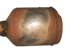 Викуп каталізатора C 337N 8200852483 Eberspächer Марка автомобіля Renault     Вставка каталізатора Кераміка Тип палива Бензин Каталітична марка Eberspächer