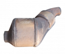 Викуп каталізатора C 392 208020063R Eberspächer Марка автомобіля Renault     Вставка каталізатора Кераміка Тип палива Бензин Каталітична марка Eberspächer