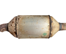 Викуп каталізатора 30650449 6649/2988645001/04W15NJ/VS2025370 Марка автомобіля Volvo     Вставка каталізатора Кераміка Тип палива Бензин