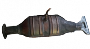 Викуп каталізатора 30650986 Марка автомобіля Volvo     Вставка каталізатора Кераміка Тип палива Бензин