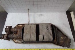 Викуп каталізатора 1716614 112128838000 Zeuna Starker Марка автомобіля BMW     Вставка каталізатора Кераміка Тип палива Бензин Каталітична марка Zeuna Starker