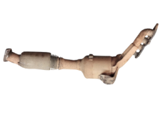 Викуп каталізатора 3110211600 763922 ---> 1809 Марка автомобіля Volvo     Вставка каталізатора Кераміка Тип палива Бензин