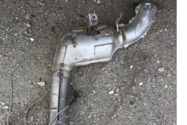 Викуп каталізатора 4607 Марка автомобіля Subaru Модель автомобіля Subaru Impreza WRX STI   Вставка каталізатора Кераміка Тип палива Бензин