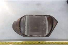 Викуп каталізатора 8D0131701CB 8D0178P  Eberspächer Марка автомобіля Audi|Volkswagen Модель автомобіля Audi A4 AJL   Вставка каталізатора Кераміка Тип палива Бензин Каталітична марка Eberspächer