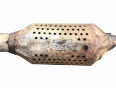 Викуп каталізатора 1J0178ABER Марка автомобіля Audi|Volkswagen     Вставка каталізатора Кераміка Тип палива Бензин