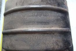 Викуп каталізатора 86702206 Made in SWEDEN Faurecia Марка автомобіля Volvo     Вставка каталізатора Кераміка Тип палива Бензин Каталітична марка Faurecia