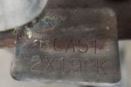 Викуп каталізатора FCA51 / AC680 Code on the Flange : FCA51 / Code on body without shield : AC680 Марка автомобіля Subaru     Вставка каталізатора Кераміка Тип палива Бензин