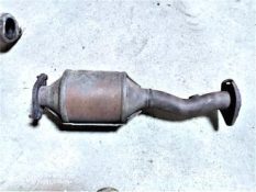 Викуп каталізатора 46753558 Марка автомобіля Alfa Romeo|Fiat|Lancia Модель автомобіля Fiat Barchetta 1.8 - 16V   Вставка каталізатора Кераміка Тип палива Бензин