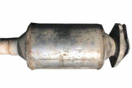 Викуп каталізатора 46756796 Марка автомобіля Alfa Romeo|Fiat|Lancia Модель автомобіля Fiat Punto 1.9 D Berlina   Вставка каталізатора Кераміка Тип палива Бензин