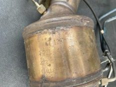 Викуп каталізатора KT 1267 A2214909736 Марка автомобіля Mercedes Benz Модель автомобіля Mercedes Benz S-Class S350 3.5   Вставка каталізатора Кераміка + DPF Тип палива Дизель