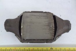 Викуп каталізатора F03 Марка автомобіля Toyota     Вставка каталізатора Кераміка Тип палива Бензин