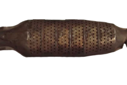 Викуп каталізатора 9143638 Марка автомобіля Volvo     Вставка каталізатора Кераміка Тип палива Бензин