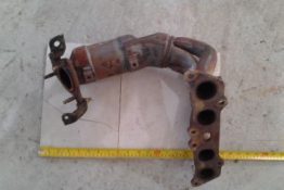 Викуп каталізатора A79A Марка автомобіля Toyota     Вставка каталізатора Металеві Тип палива Бензин