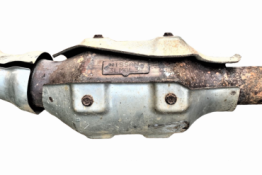 Викуп каталізатора 3LM--- Series 3LMGL3 / 3LMHF3 Марка автомобіля Nissan     Вставка каталізатора Кераміка Тип палива Бензин