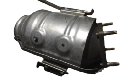 Викуп каталізатора 3XR--- Series 3XRJE7 Марка автомобіля Nissan     Вставка каталізатора Кераміка Тип палива Бензин