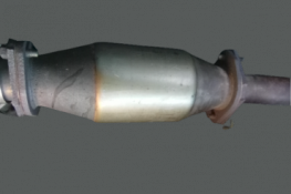 Викуп каталізатора 5Y0-- Series 5Y00M / 5Y0T6 Марка автомобіля Nissan     Вставка каталізатора Кераміка Тип палива Бензин