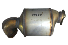 Викуп каталізатора VS17263003 Марка автомобіля Volvo     Вставка каталізатора Кераміка Тип палива Бензин