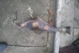 Викуп каталізатора C 144 8200023535 Eberspächer Марка автомобіля Renault Модель автомобіля Renault Laguna II - 2.0   Вставка каталізатора Кераміка Тип палива Бензин Каталітична марка Eberspächer