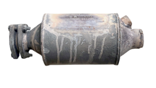 Викуп каталізатора 6KE131703 Марка автомобіля Volkswagen Модель автомобіля Volkswagen Derby 1.8 Рік автомобіля 2000 Вставка каталізатора Кераміка Тип палива Бензин