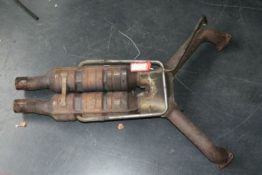 Викуп каталізатора 92811321901 Price offer per piece Eberspächer Марка автомобіля Porsche     Вставка каталізатора Кераміка Тип палива Бензин Каталітична марка Eberspächer