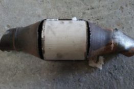 Викуп каталізатора RA7 Марка автомобіля Toyota     Вставка каталізатора Кераміка Тип палива Бензин