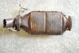 Викуп каталізатора S98 Марка автомобіля Toyota     Вставка каталізатора Кераміка Тип палива Бензин